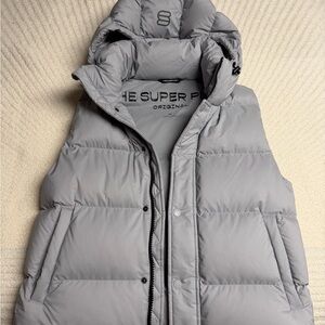 Aritzia The Super Puff Vest - cliMATTE